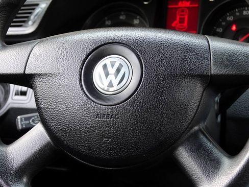 Used 2007 Volkswagen Passat 2.0T FWD image 78