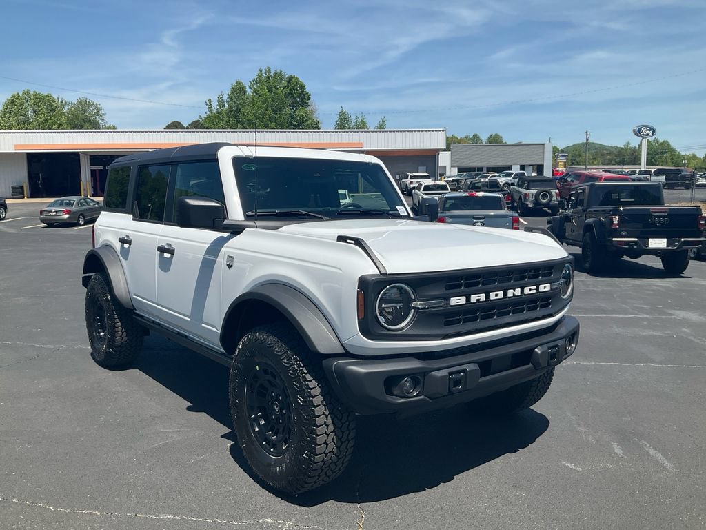 New 2026 Ford Bronco Big Bend w/ Black Diamond Package AWD/4WD image 3