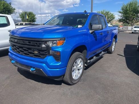 Used 2025 Chevrolet Silverado 1500 Custom AWD/4WD image 1