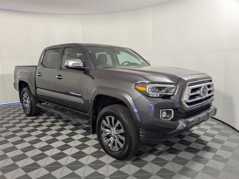 Certified 2023 Toyota Tacoma Limited image 3