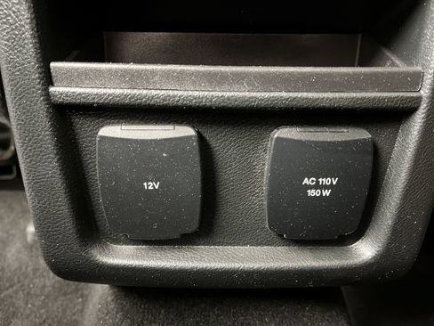 Used 2020 Ford Edge Titanium AWD/4WD image 12
