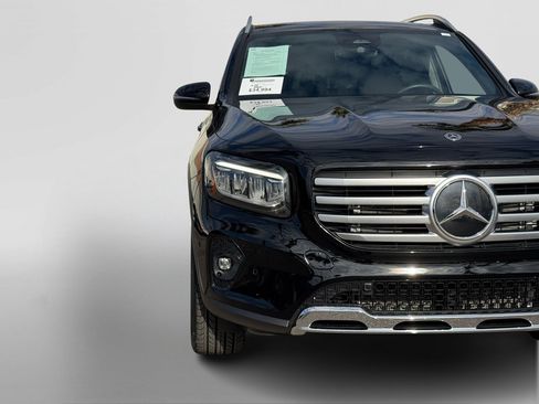 Certified 2024 Mercedes-Benz GLB 250 image 11
