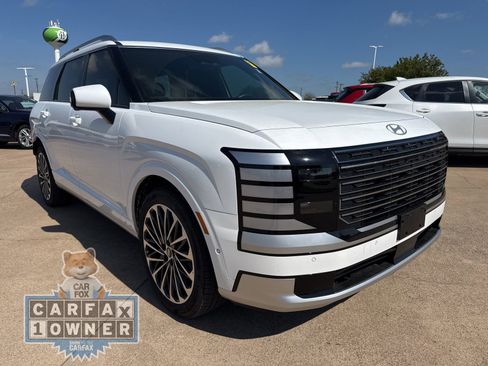 Used 2026 Hyundai Palisade Calligraphy image 1