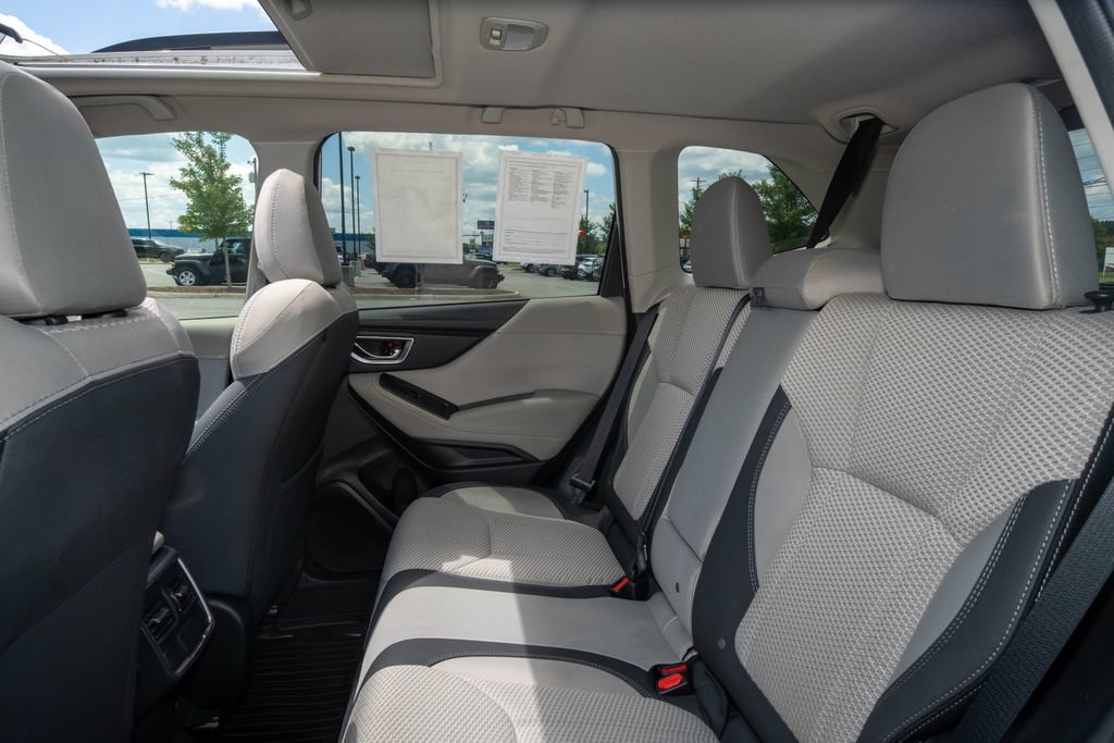 Used 2024 Subaru Forester Premium AWD/4WD image 14