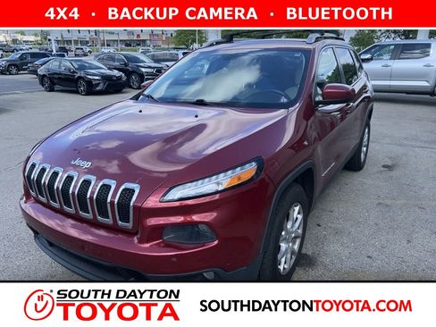 Used 2015 Jeep Cherokee Latitude AWD/4WD image 1