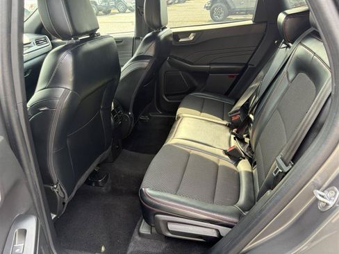 Used 2024 Ford Escape ST-Line FWD image 10