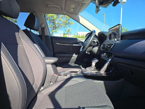 Used 2023 Kia Seltos S w/ Navigation Package image 11
