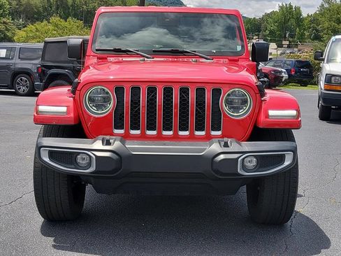 Used 2021 Jeep Wrangler Unlimited Sahara w/ Cold Weather Group AWD/4WD image 9