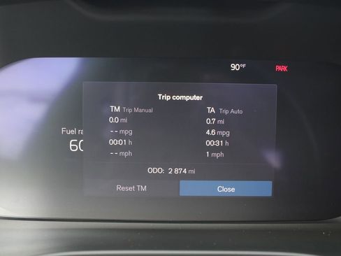 Used 2026 Volvo XC40 B5 Plus w/ Protection Package Premier AWD/4WD image 15