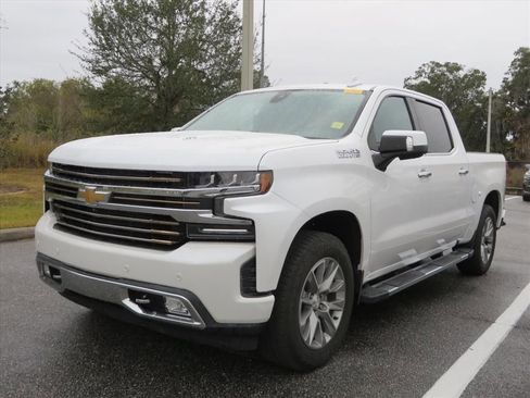 Used 2019 Chevrolet Silverado 1500 High Country w/ Technology Package image 2
