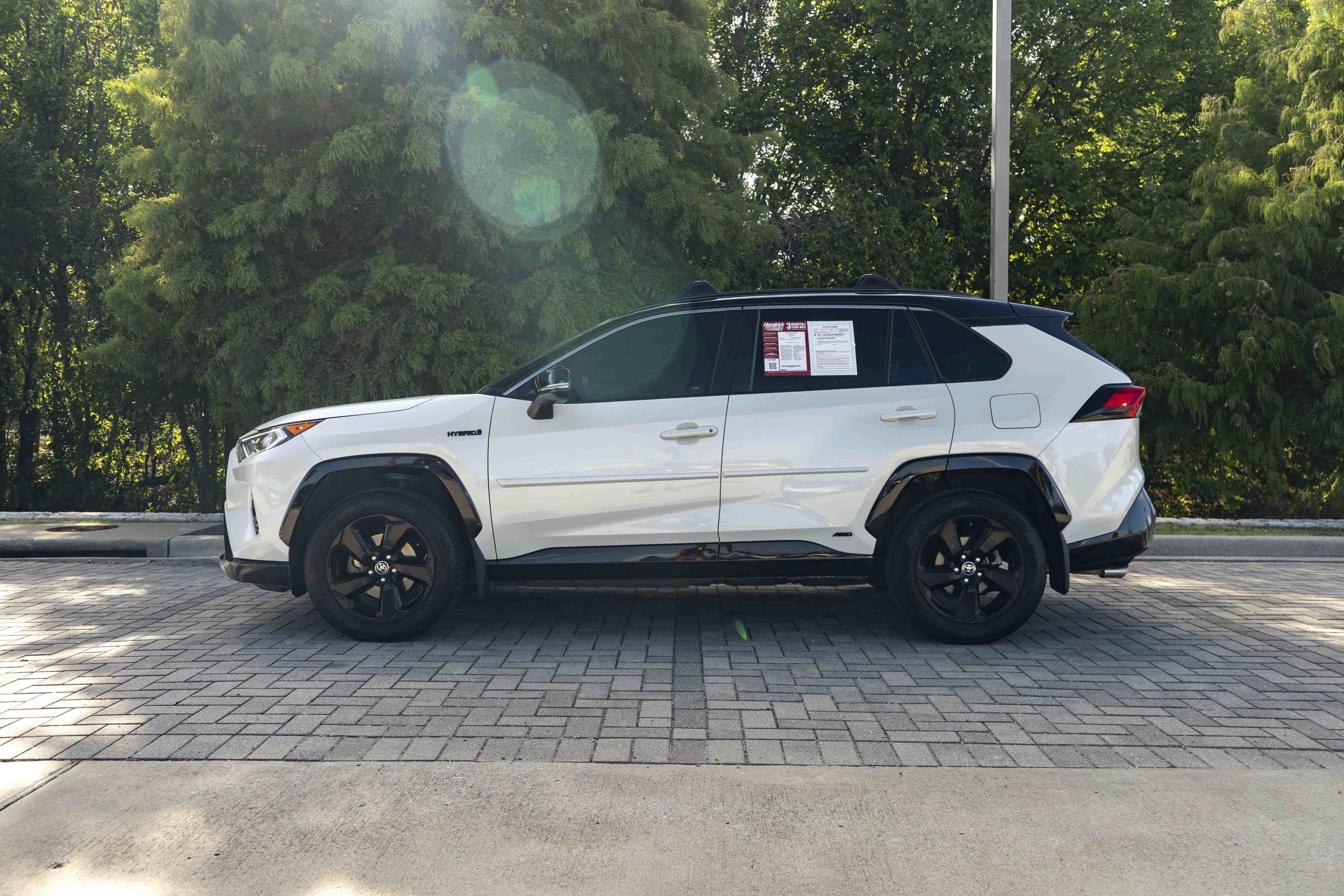 Used 2020 Toyota RAV4 XSE AWD/4WD image 5