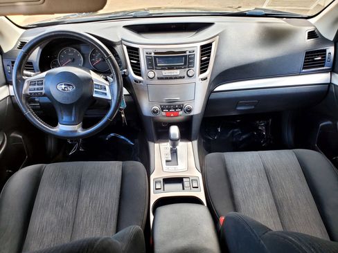 Used 2013 Subaru Legacy 2.5i Premium w/ All-Weather Pkg AWD/4WD image 35