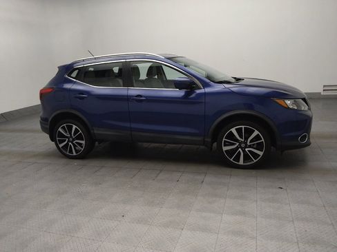 Used 2018 Nissan Rogue Sport SL w/ SL Premium Package FWD image 11