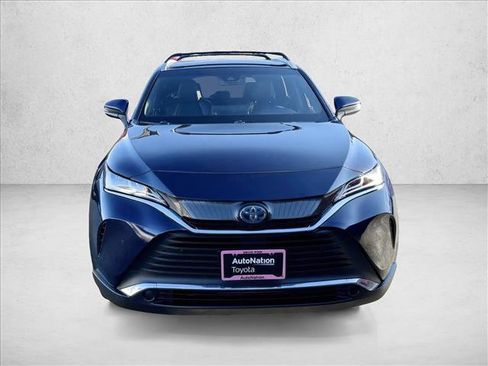 Used 2021 Toyota Venza XLE w/ Softex Package image 2