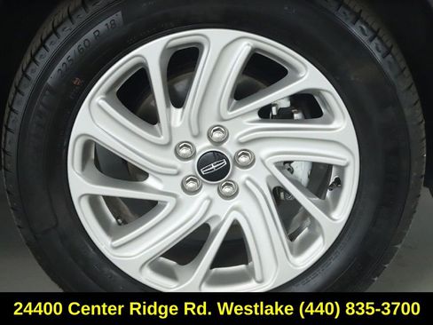 Certified 2023 Lincoln Corsair AWD image 10