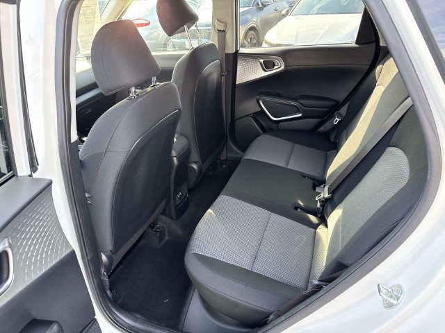 Used 2025 Kia Soul S FWD image 16
