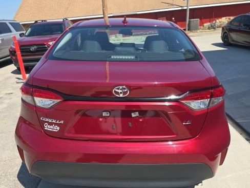 Used 2025 Toyota Corolla LE FWD image 7