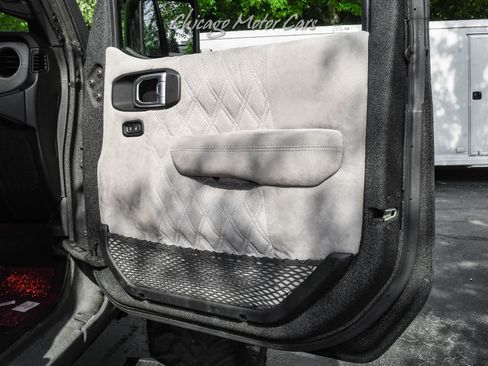 Used 2021 Jeep Gladiator Overland w/ Popular Equipment Package AWD/4WD image 31