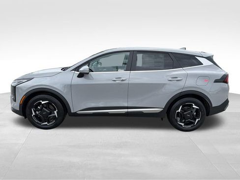 New 2026 Kia Sportage EX FWD image 4
