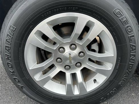 Used 2020 Chevrolet Tahoe LT image 41