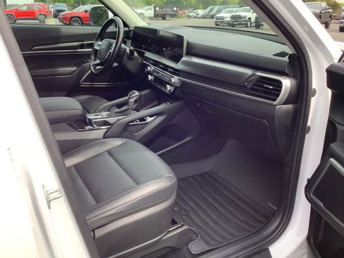 Used 2023 Kia Telluride S AWD/4WD image 37