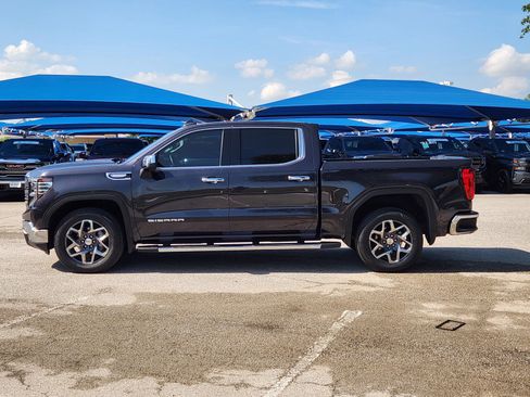 Used 2024 GMC Sierra 1500 SLT RWD image 3