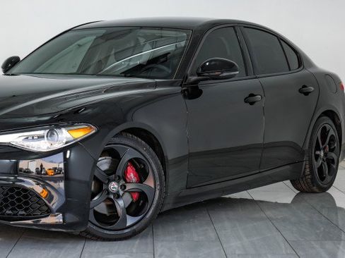 Used 2019 Alfa Romeo Giulia w/ Quick Order Package 22K Sport image 57