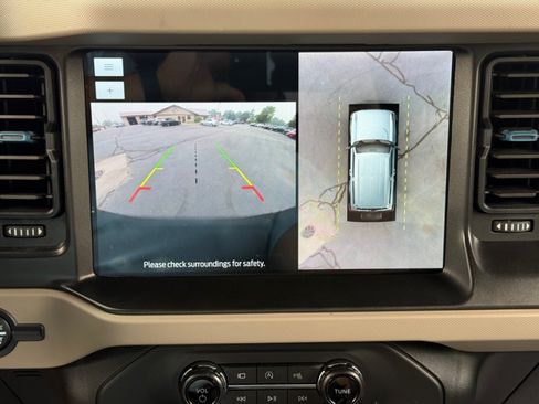 Used 2023 Ford Bronco Wildtrak AWD/4WD image 13
