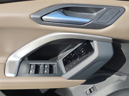 New 2025 Audi Q5 Premium image 19