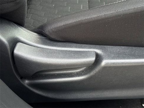 Used 2023 Nissan Kicks SV image 29