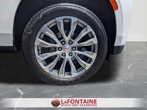 Used 2023 GMC Yukon XL Denali AWD/4WD image 36
