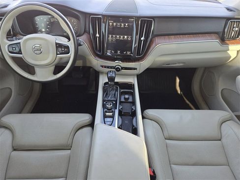 Used 2019 Volvo XC60 T6 Inscription w/ Protection Package Premier image 27