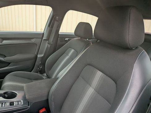 Used 2023 Honda Civic Sport image 12