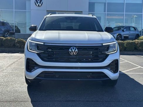 New 2026 Volkswagen Atlas Cross Sport SEL R-Line AWD/4WD image 2