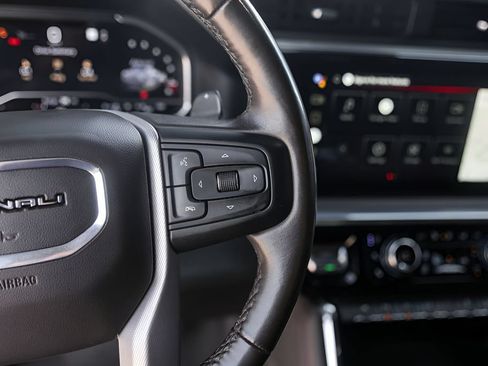Used 2022 GMC Sierra 1500 Denali AWD/4WD image 16