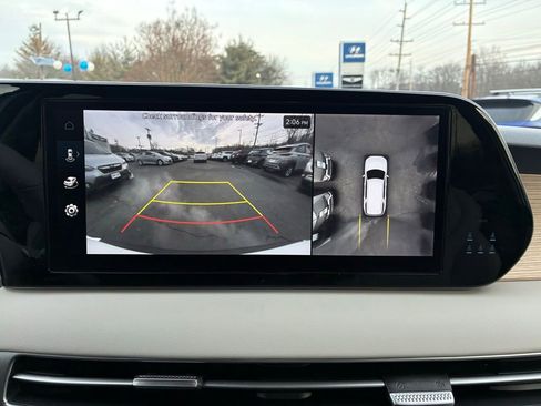 Used 2024 Hyundai Palisade Limited image 32