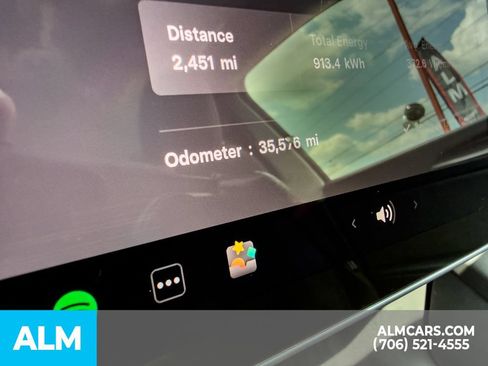 Used 2022 Tesla Model Y Performance AWD/4WD image 8