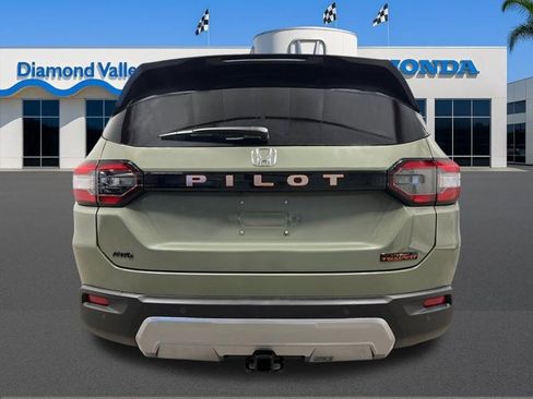 New 2026 Honda Pilot TrailSport image 4