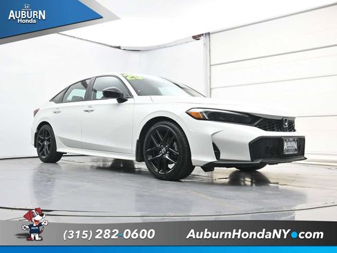 Used 2025 Honda Civic Sport image 19