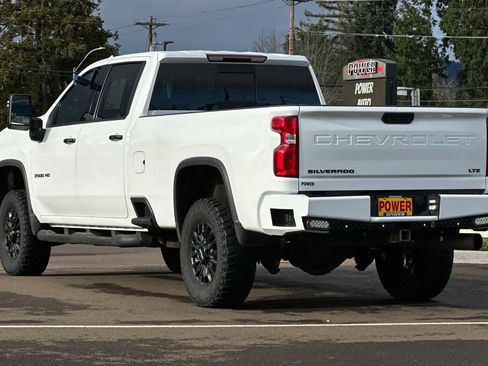 Used 2023 Chevrolet Silverado 3500 LTZ w/ LTZ Plus Package image 6