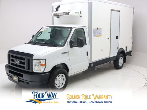 Used 2023 Ford E-350 and Econoline 350 Super Duty w/ Power Windows & Locks Group RWD image 7