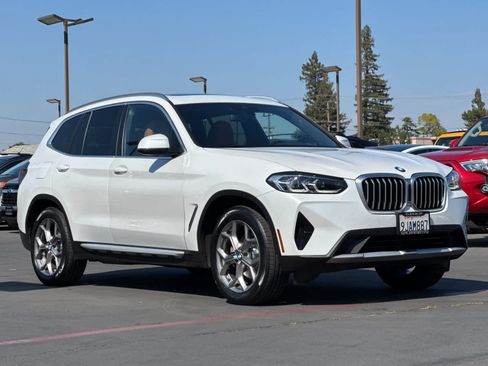 Used 2023 BMW X3 xDrive30i w/ Convenience Package w/ZPA AWD/4WD image 5