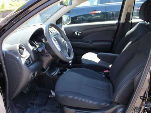 Used 2015 Nissan Versa SV image 22