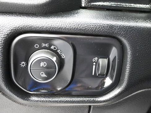 Used 2022 RAM 1500 Big Horn RWD image 21