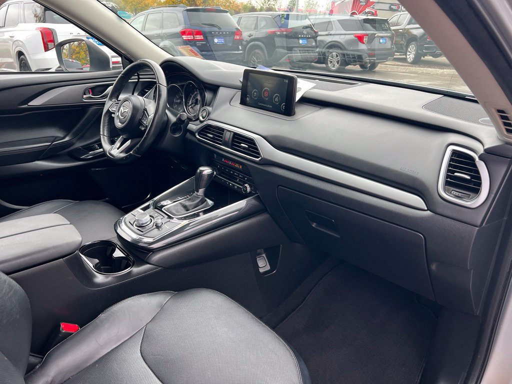 Used 2019 MAZDA CX-9 Touring w/ Touring Premium Package FWD image 30