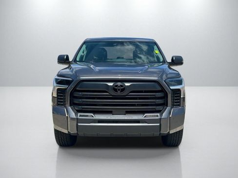 Used 2022 Toyota Tundra SR5 AWD/4WD image 2