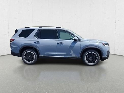 New 2026 Honda Pilot Touring image 10