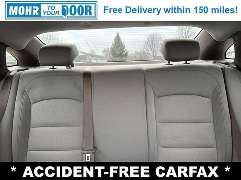 Used 2023 Chevrolet Malibu LS image 25