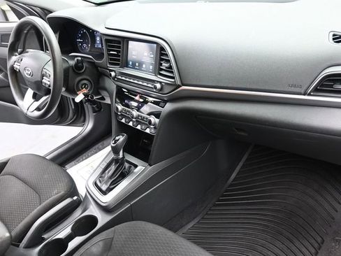 Used 2020 Hyundai Elantra SEL w/ Cargo Package (C1) image 28