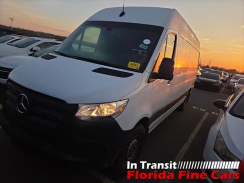 Used 2023 Mercedes-Benz Sprinter 2500 image 1